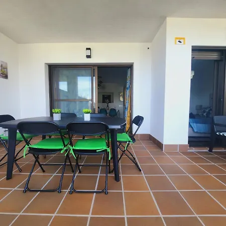 Ohana And Apartment