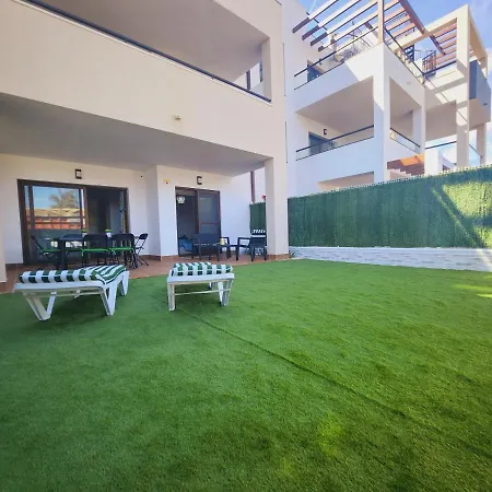 Ohana And Apartment